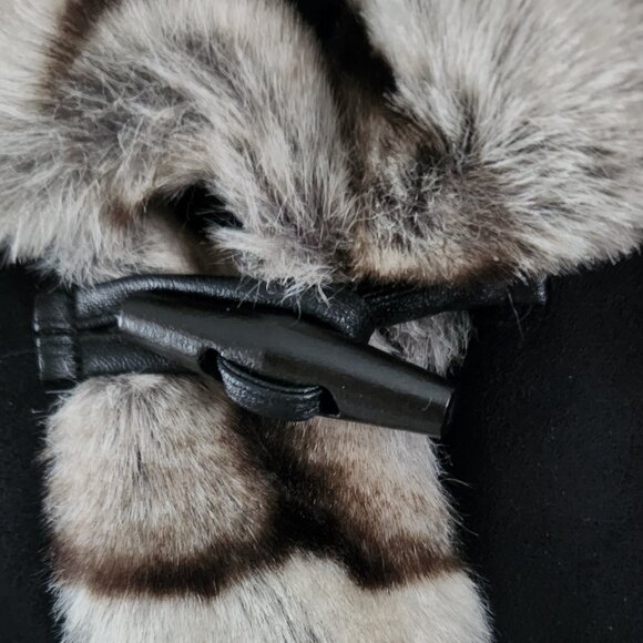 Jessica Faux Fur Coat - size XL - Picture 5 of 11